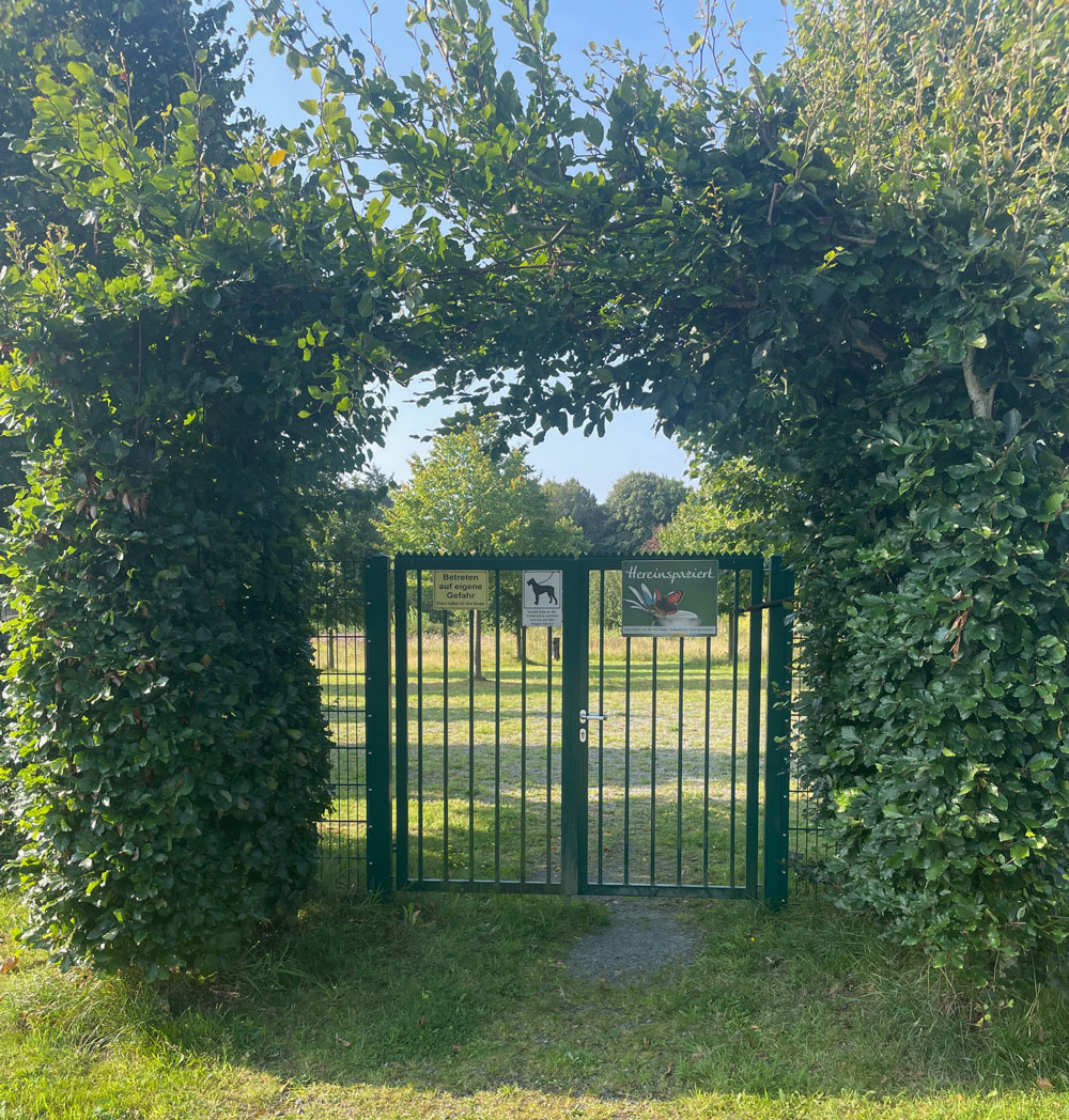 Tor zum Landschaftsgarten
